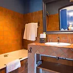 Le Jardin D'emile Hotell 3*