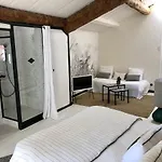 Le Jardin D'emile Hotel 3*