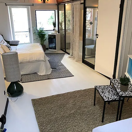 Ξενοδοχείο Le Jardin D'emile 3*