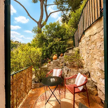 Hotel Le Jardin D'emile 3*