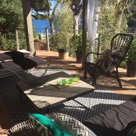 מלון Le Jardin D'emile