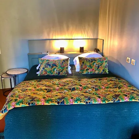 Le Jardin D'emile 3* קסיס