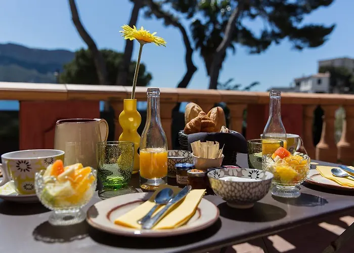 Le Jardin D'emile 3*