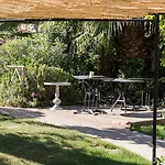 Le Jardin D'emile 3* カシ