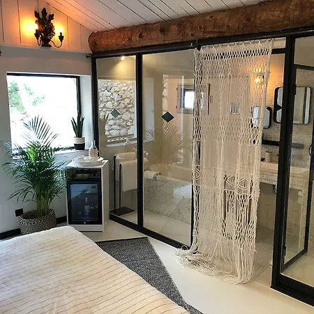 Le Jardin D'emile Hotel 3*