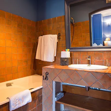 Le Jardin D'emile Hotel 3*