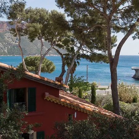 Le Jardin D'emile Hotel 3*