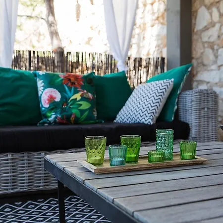 Le Jardin D'emile Hotel 3*